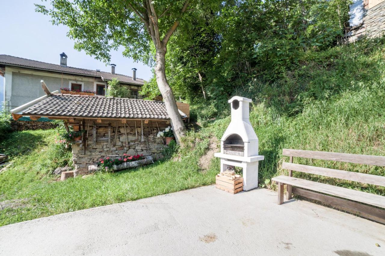 Innergasserhof Ferienwohnung Edelweiss San Martino In Passiria  Bagian luar foto